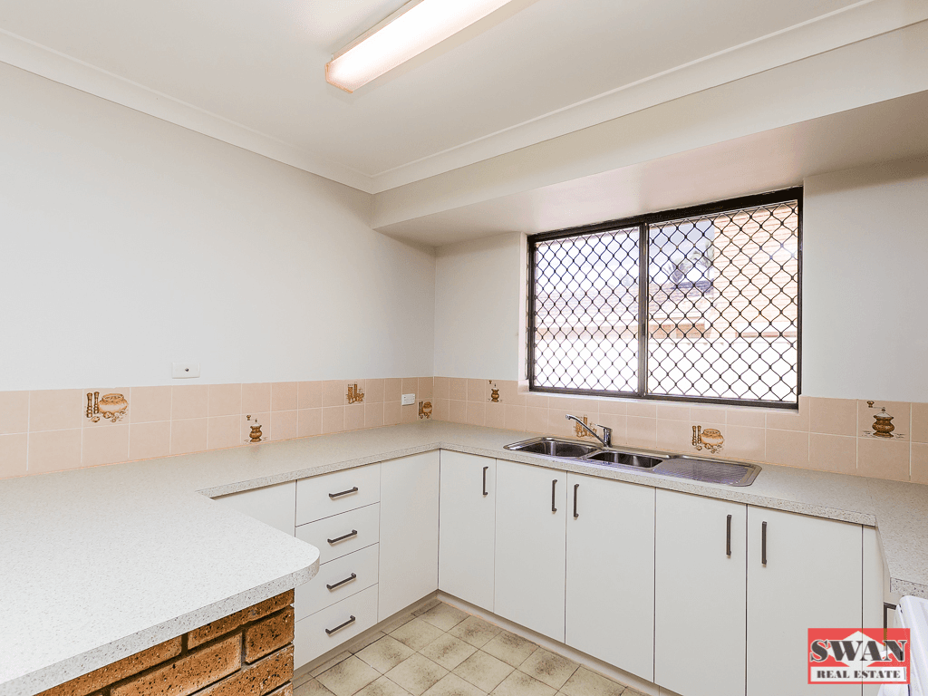 14 Marlboro Rd, Swan View, WA 6056