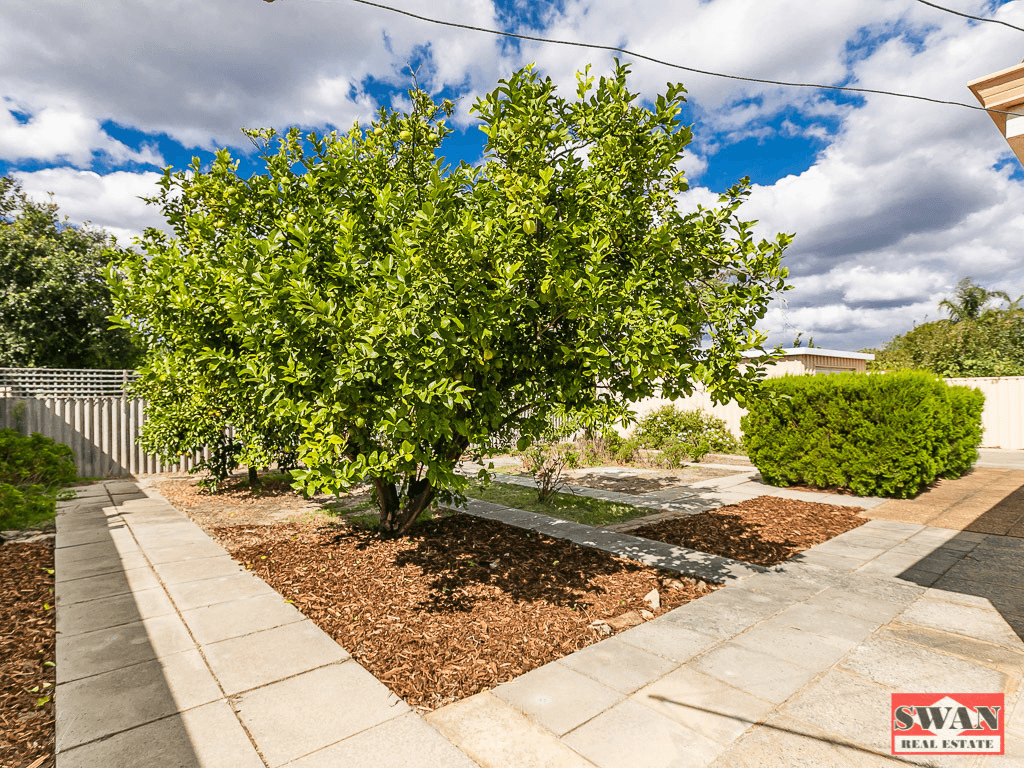 14 Marlboro Rd, Swan View, WA 6056