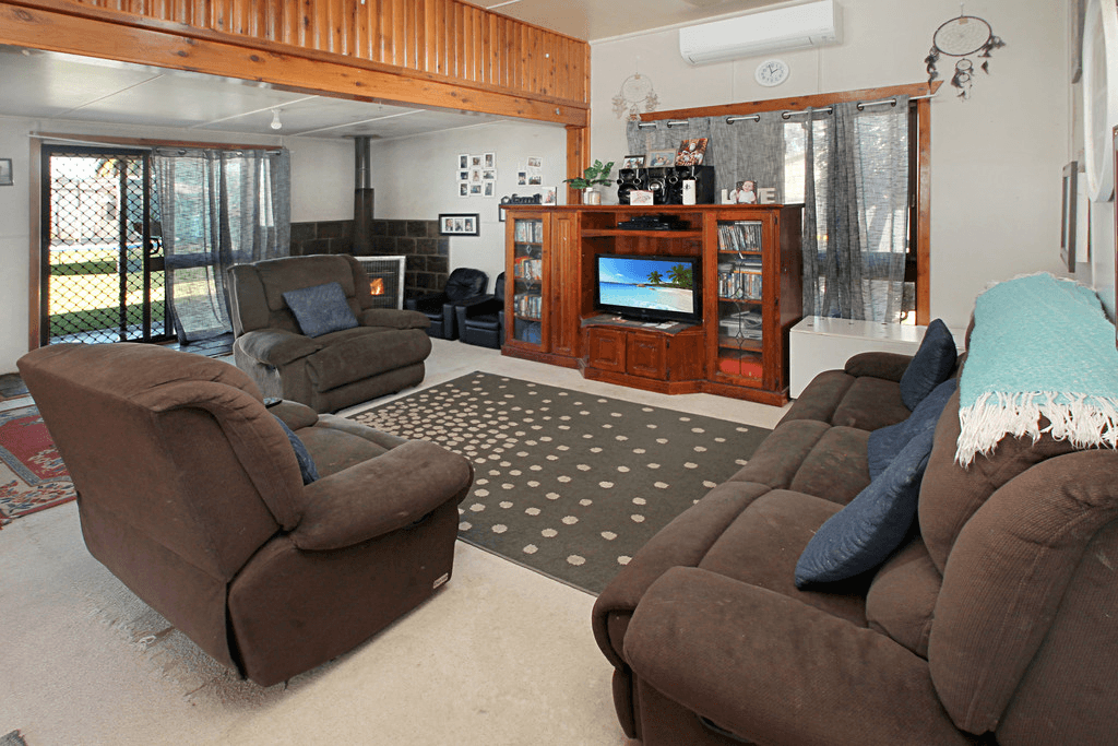 5 Pollock Street, QUIRINDI, NSW 2343