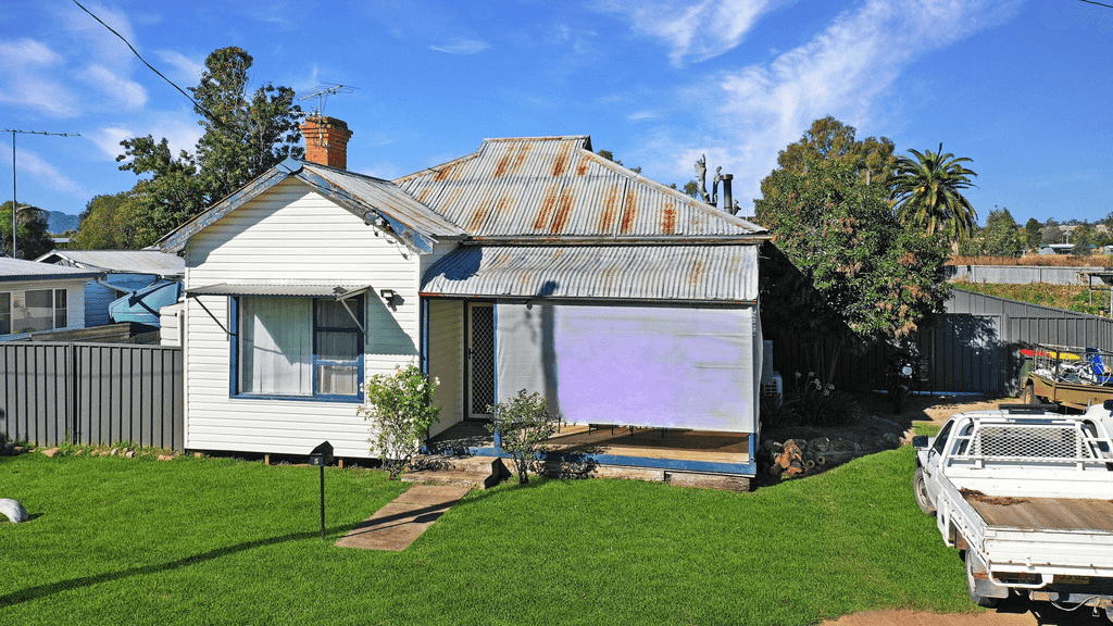5 Pollock Street, QUIRINDI, NSW 2343