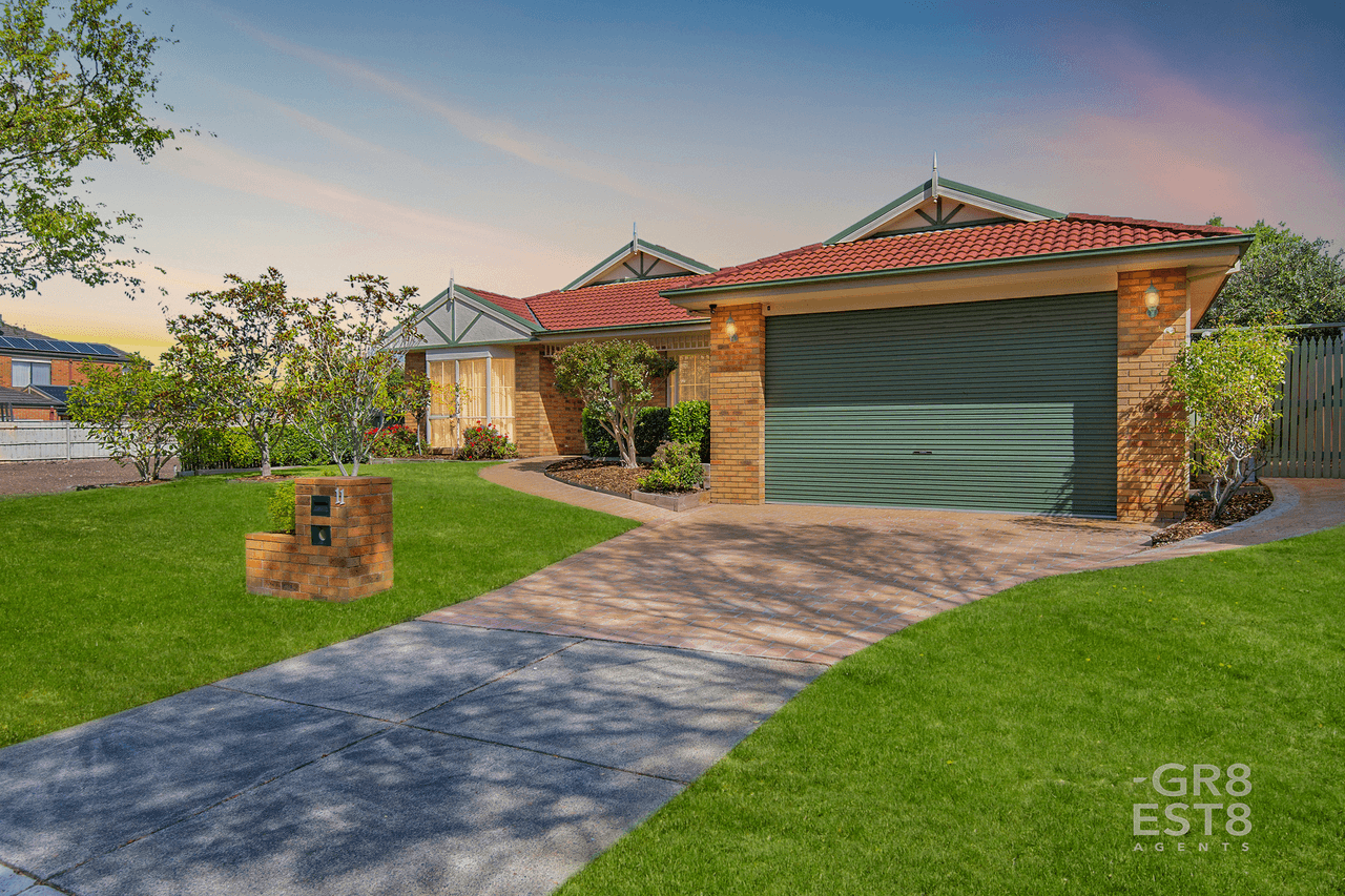 11 Wool Shed Road, NARRE WARREN SOUTH, VIC 3805