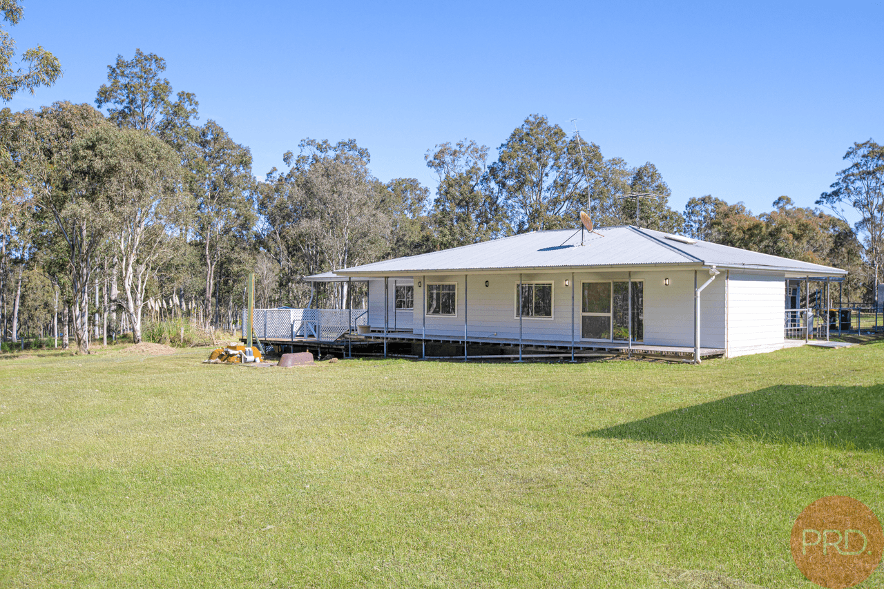 994 Clarence Town Road, SEAHAM, NSW 2324