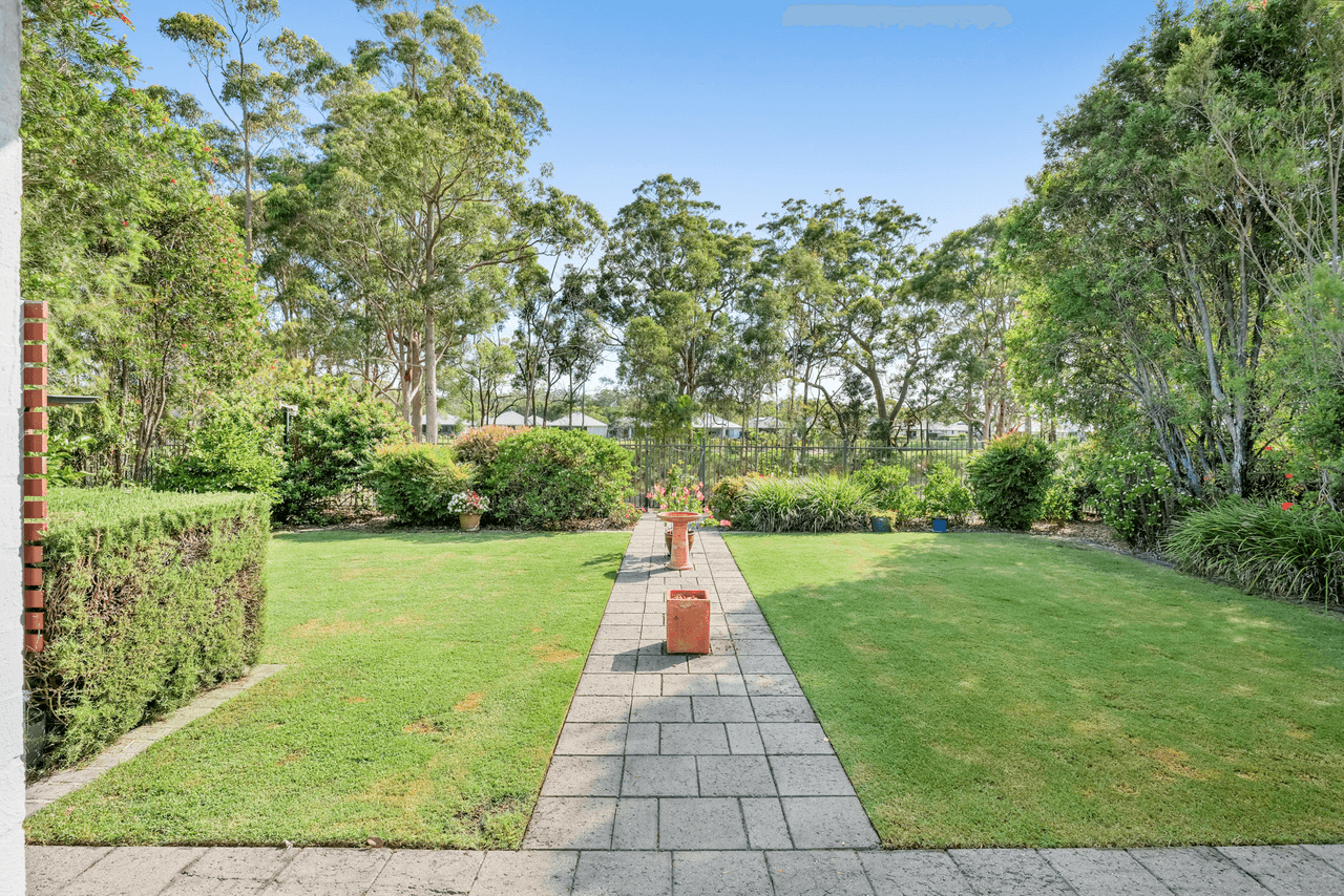 11 Augusta Place, MEDOWIE, NSW 2318