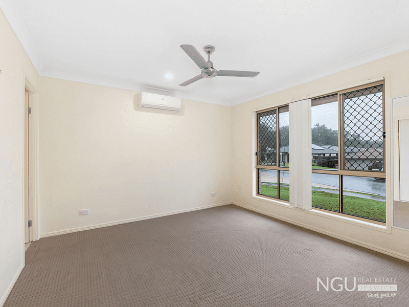 7 Atlantic Drive, BRASSALL, QLD 4305