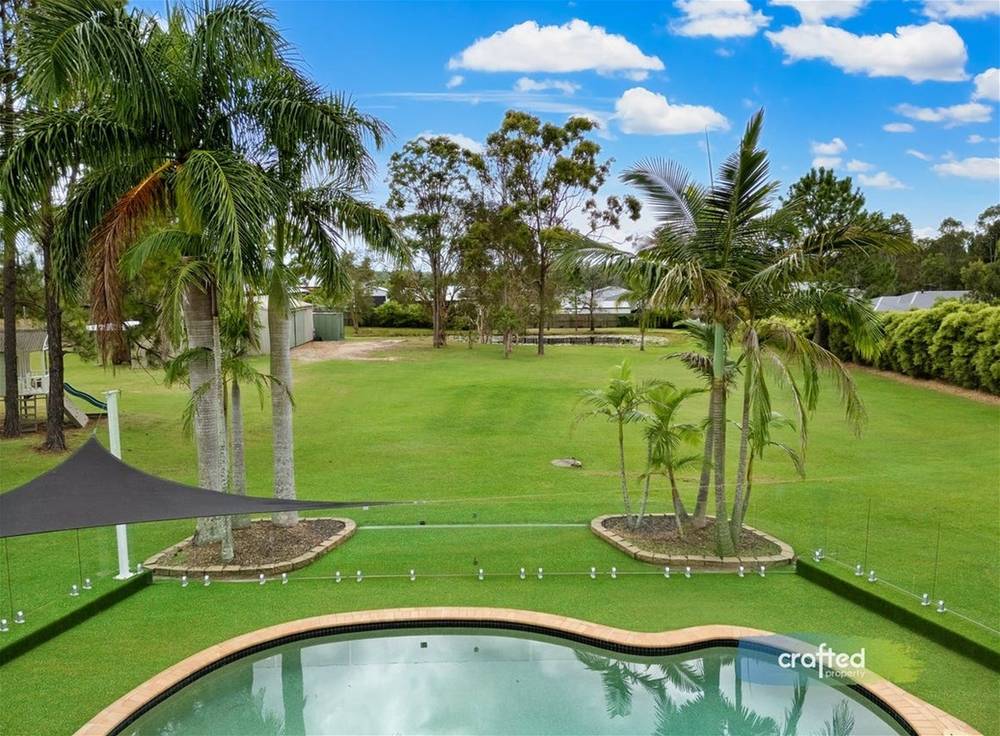 120 Lyon Drive, NEW BEITH, QLD 4124