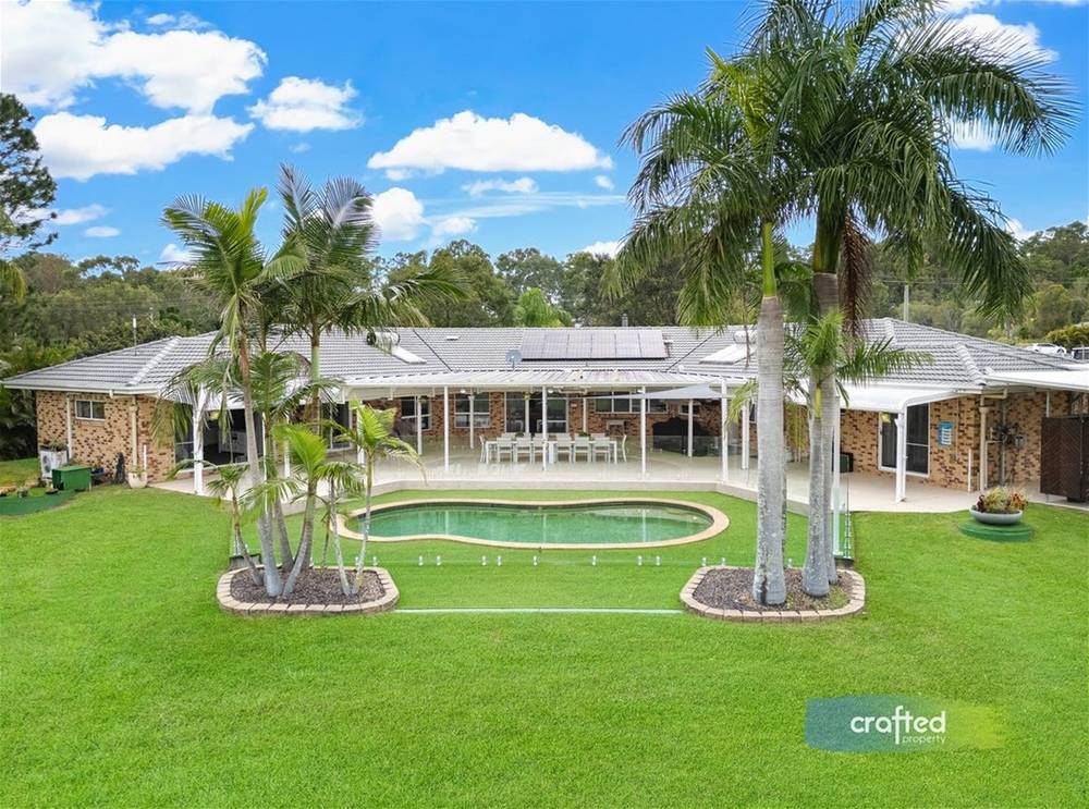 120 Lyon Drive, NEW BEITH, QLD 4124