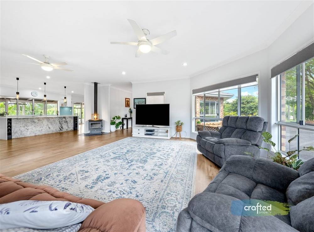 120 Lyon Drive, NEW BEITH, QLD 4124