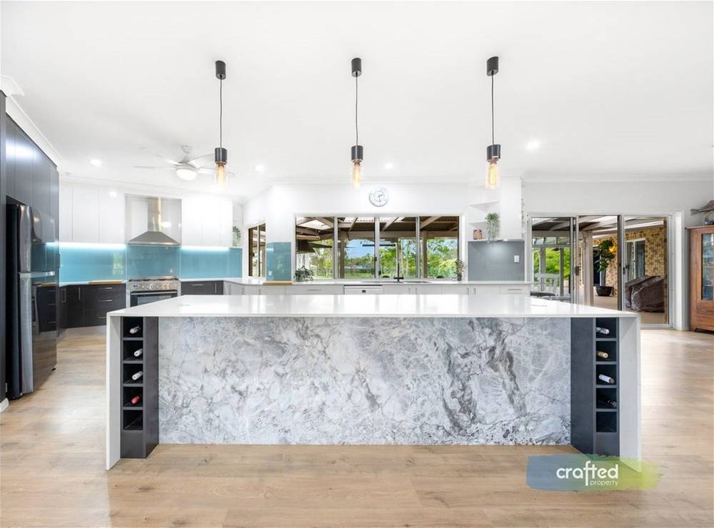 120 Lyon Drive, NEW BEITH, QLD 4124