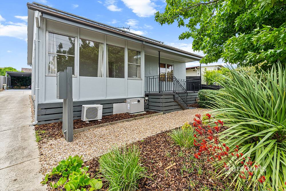 30 Chestnut Road, DOVETON, VIC 3177