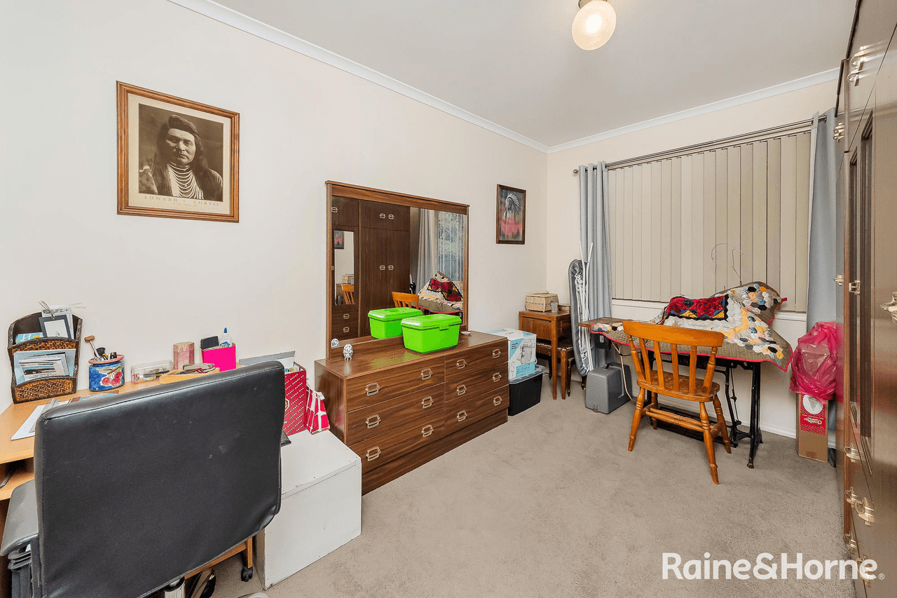 2 Wuttke Road, MOUNT BARKER, SA 5251