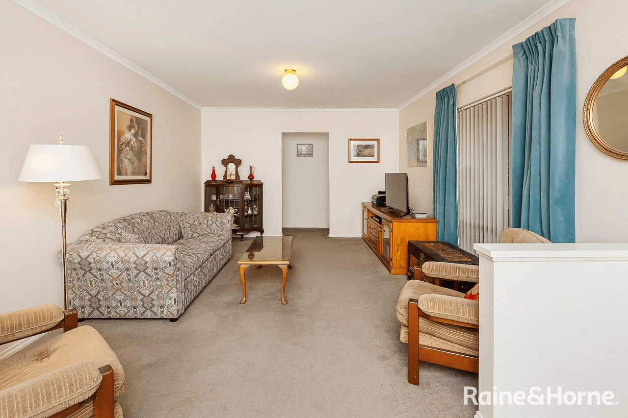 2 Wuttke Road, MOUNT BARKER, SA 5251