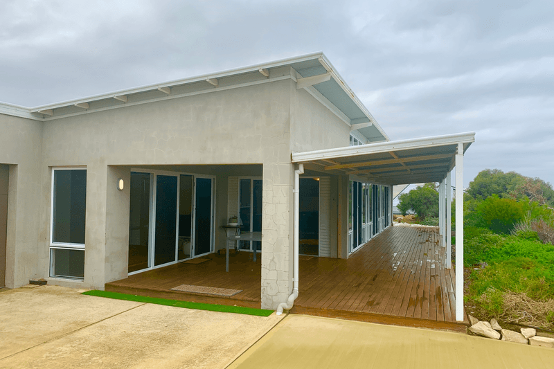 1 Thomas Court, Seabird, WA 6042