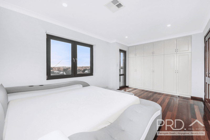 30 Rainbow Parade, PEAKHURST HEIGHTS, NSW 2210