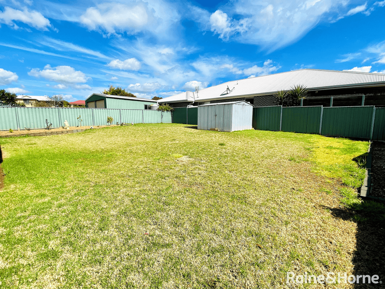 6 Alder Avenue, PARKES, NSW 2870