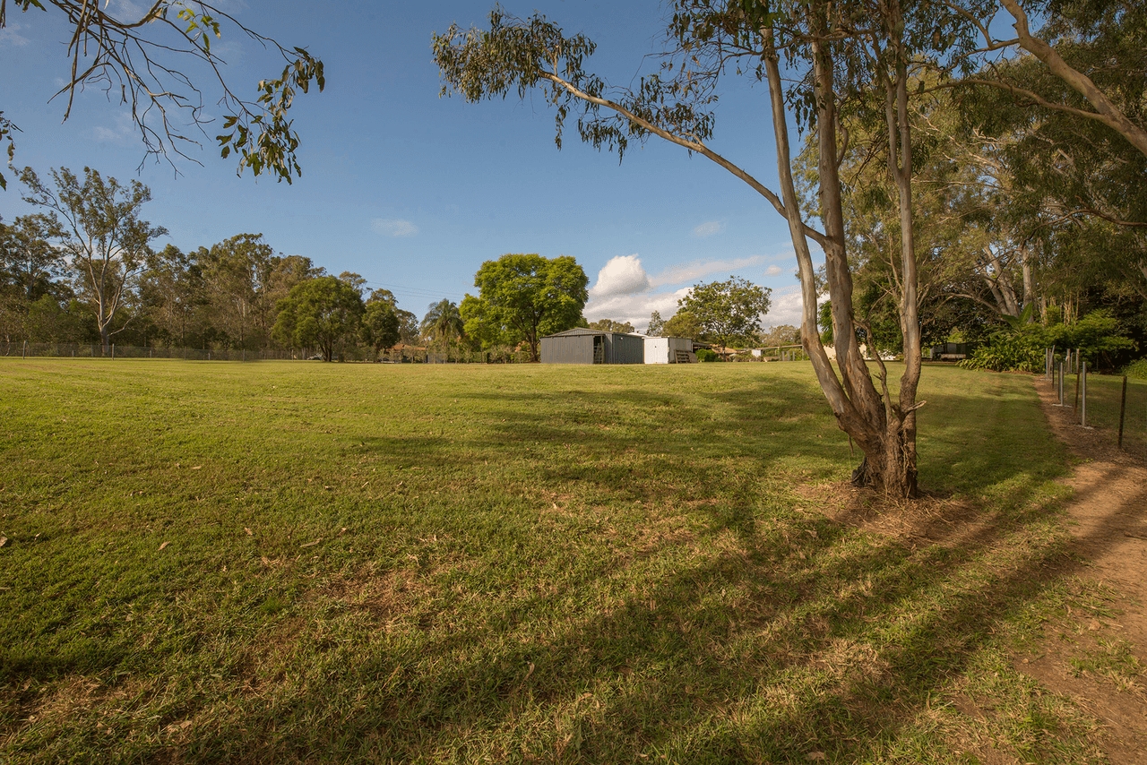 22 Taylors Road, WALLOON, QLD 4306