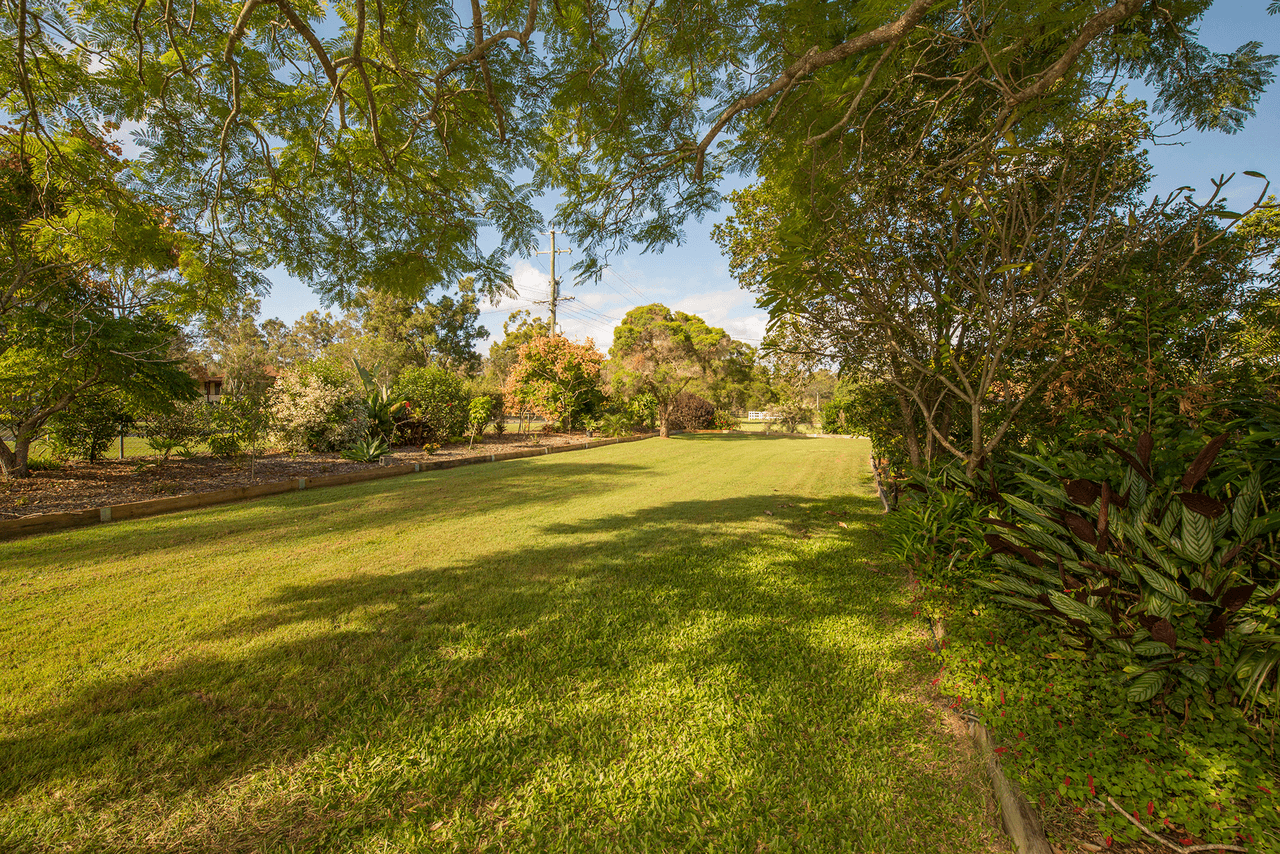 22 Taylors Road, WALLOON, QLD 4306