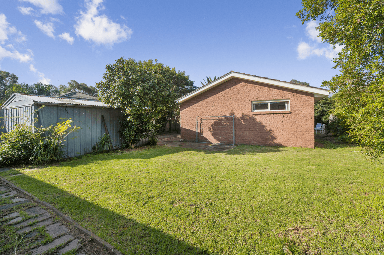 35 Henry Crescent, Seaford, VIC 3198