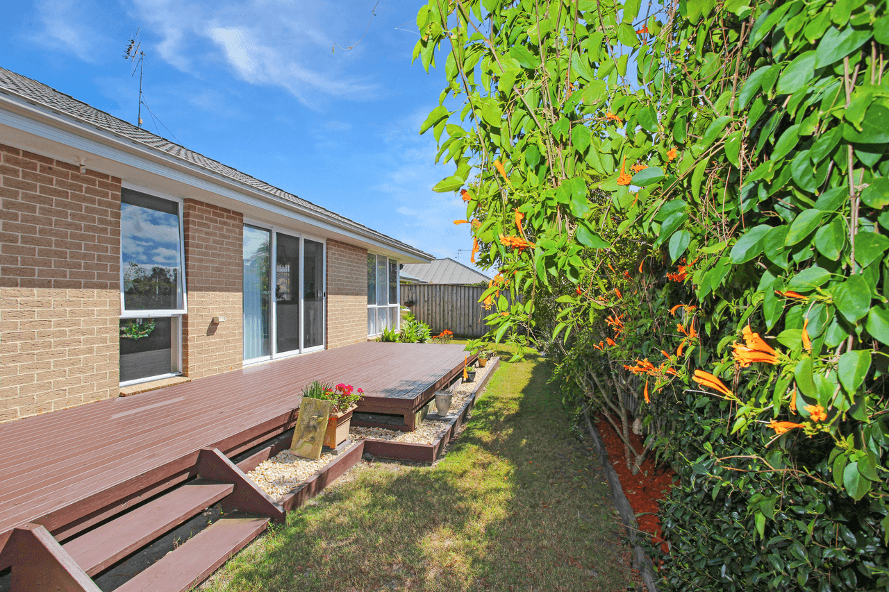 27 Coolabah Close, TEA GARDENS, NSW 2324