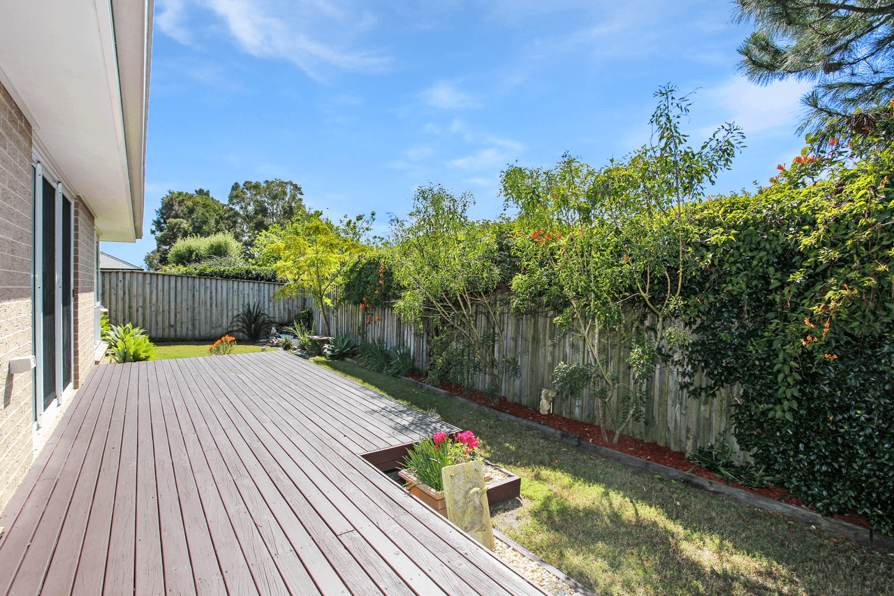 27 Coolabah Close, TEA GARDENS, NSW 2324