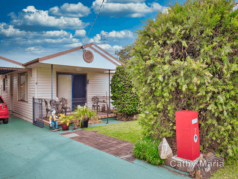 7 Marmion Street, MANNERING PARK, NSW 2259