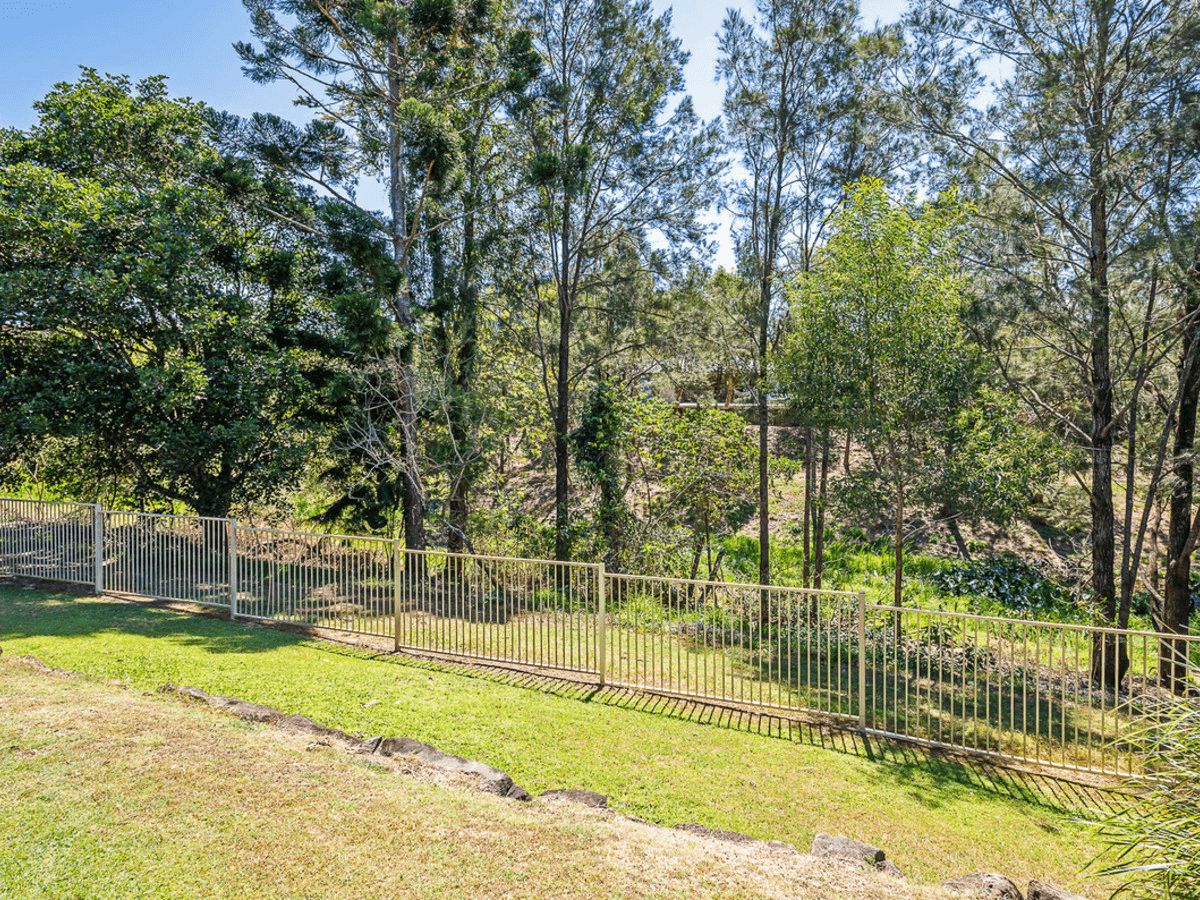 5 Catchlove Street, Maudsland, QLD 4210