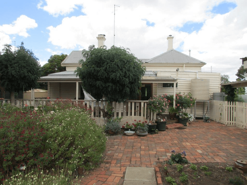 240 Scott Street, WARRACKNABEAL, VIC 3393