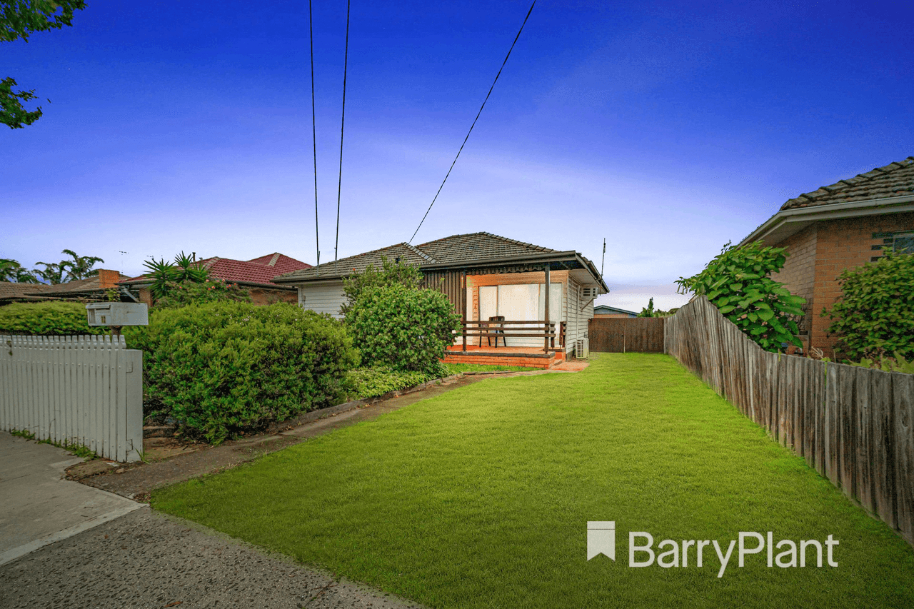 12 Avondale Avenue, St Albans, VIC 3021