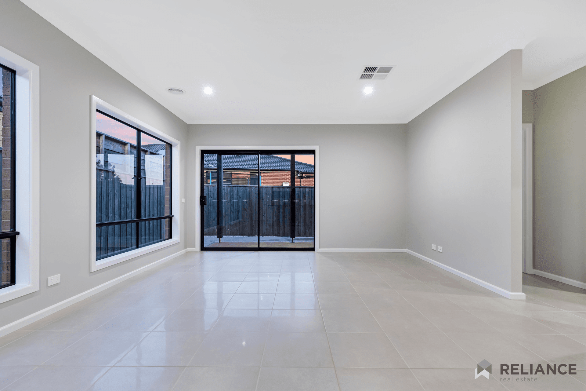 29 Fragrant Crescent, Diggers Rest, VIC 3427