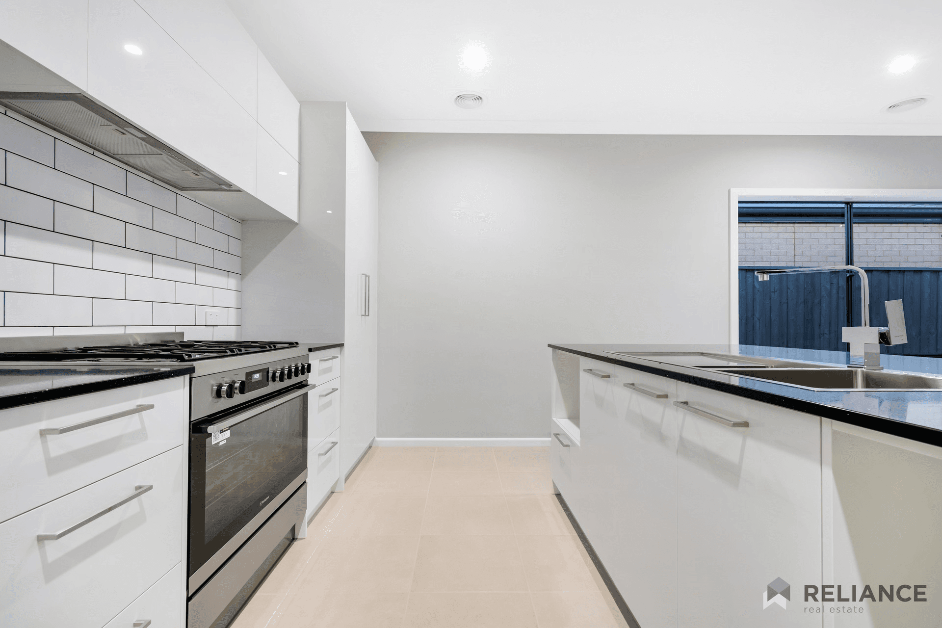 29 Fragrant Crescent, Diggers Rest, VIC 3427