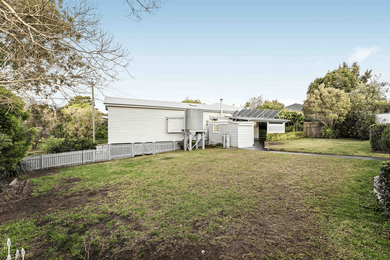 2a Herbert Street, East Toowoomba, QLD 4350