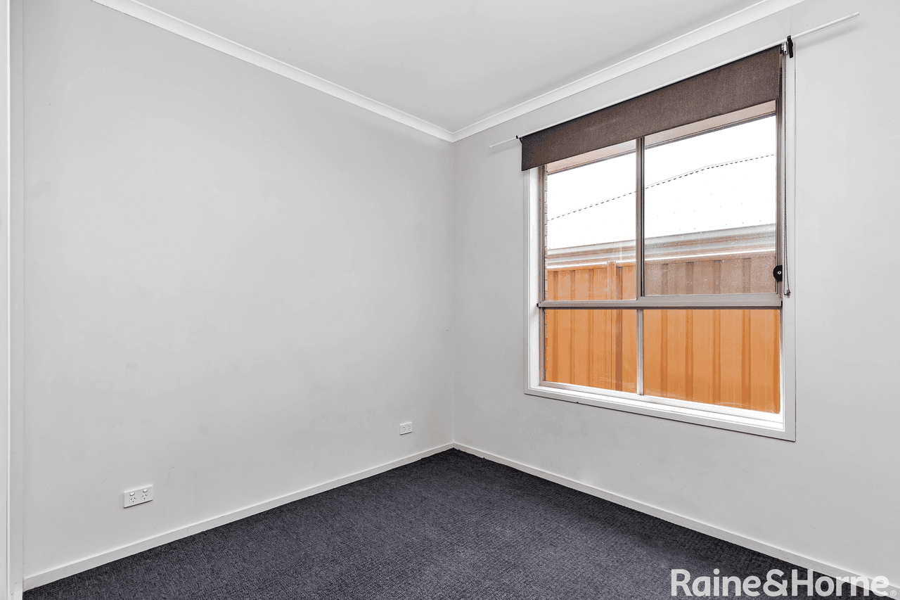 42 Flynn Street, MUNNO PARA, SA 5115