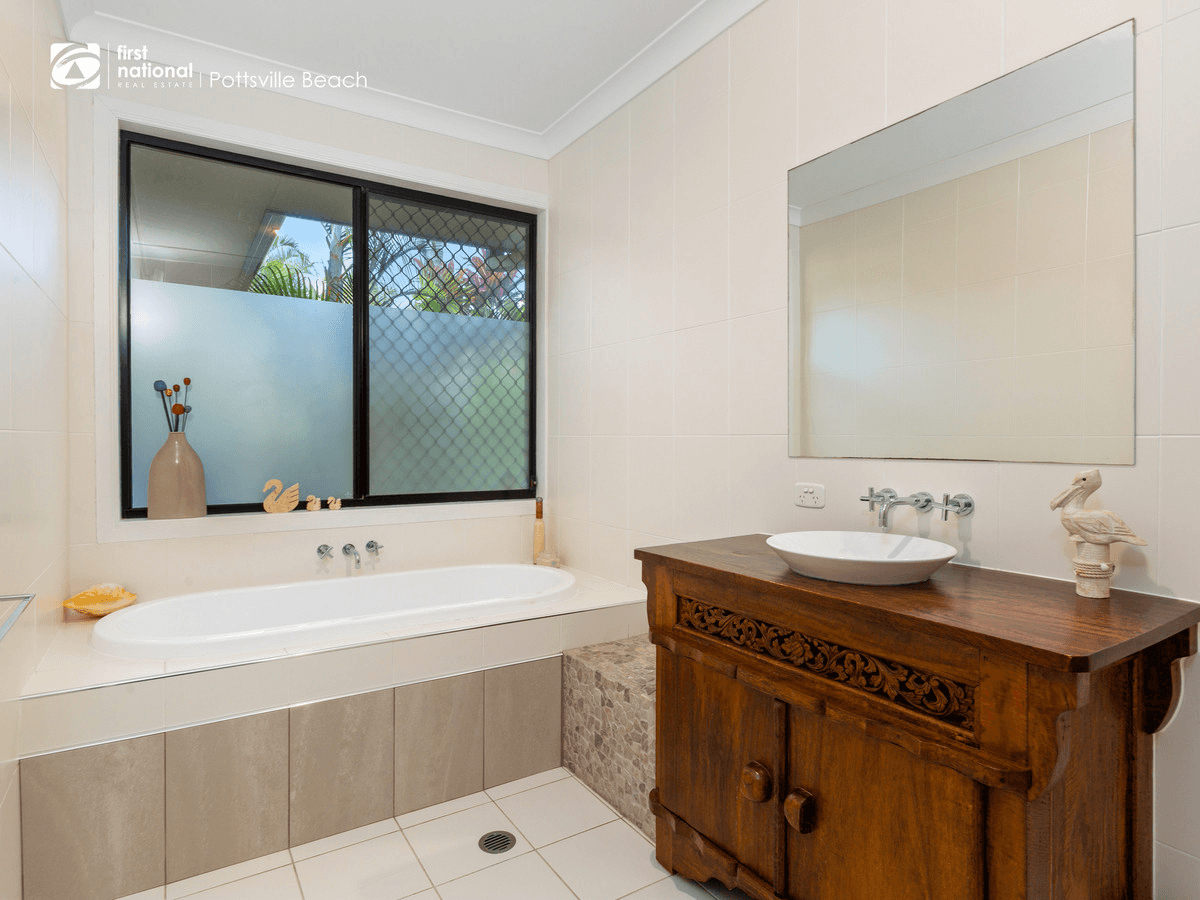 32 Ballina Street, Pottsville, NSW 2489