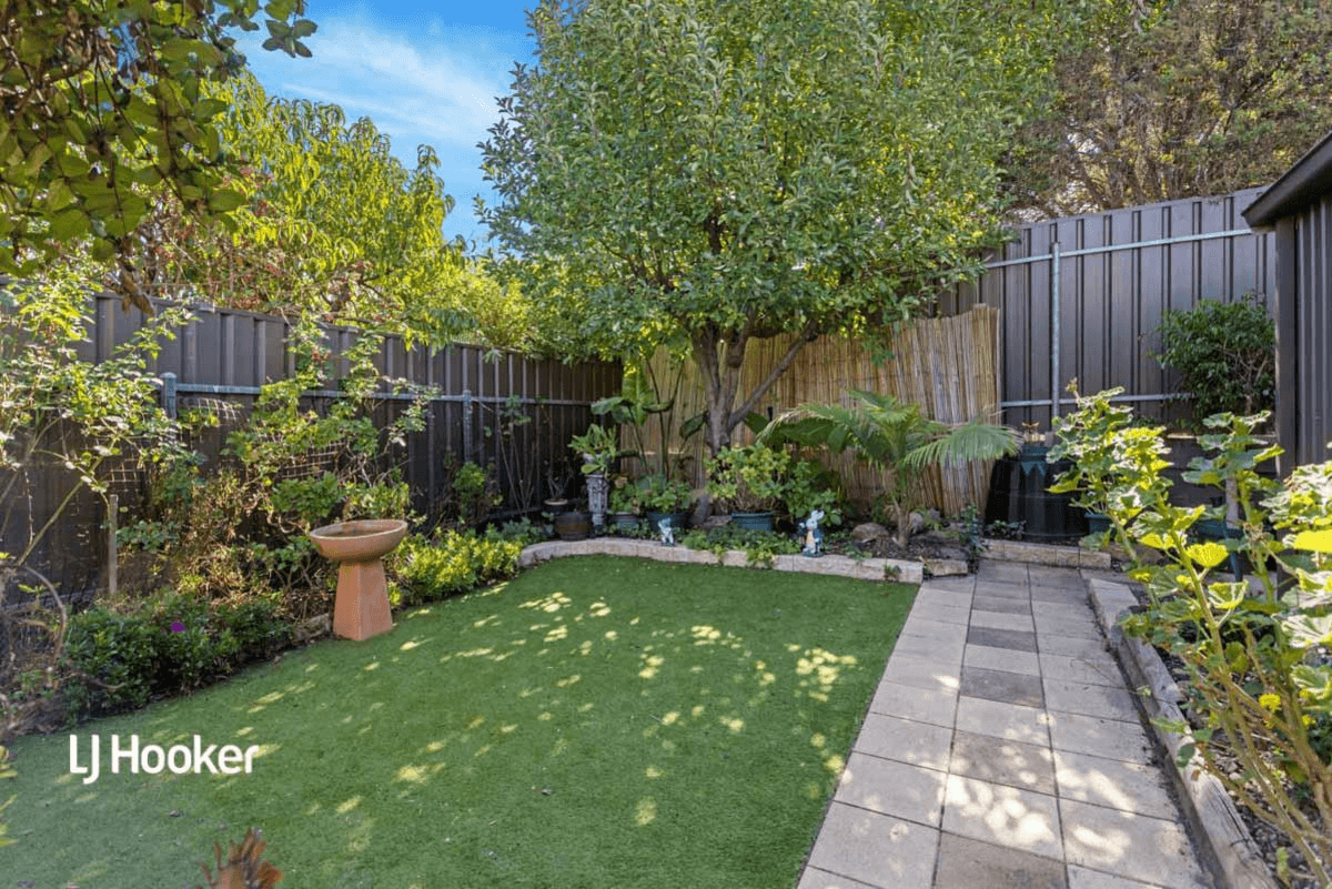 5 Dempster Court, GREENWITH, SA 5125