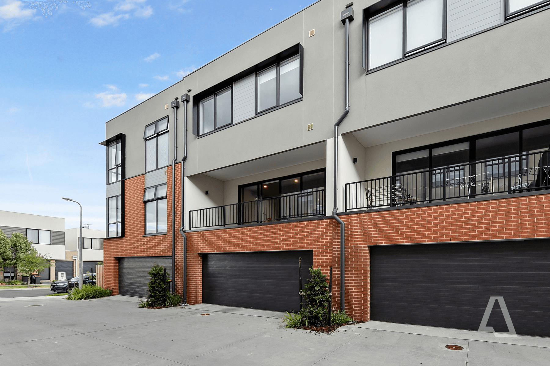 4 Sykes Walk, St Albans, VIC 3021