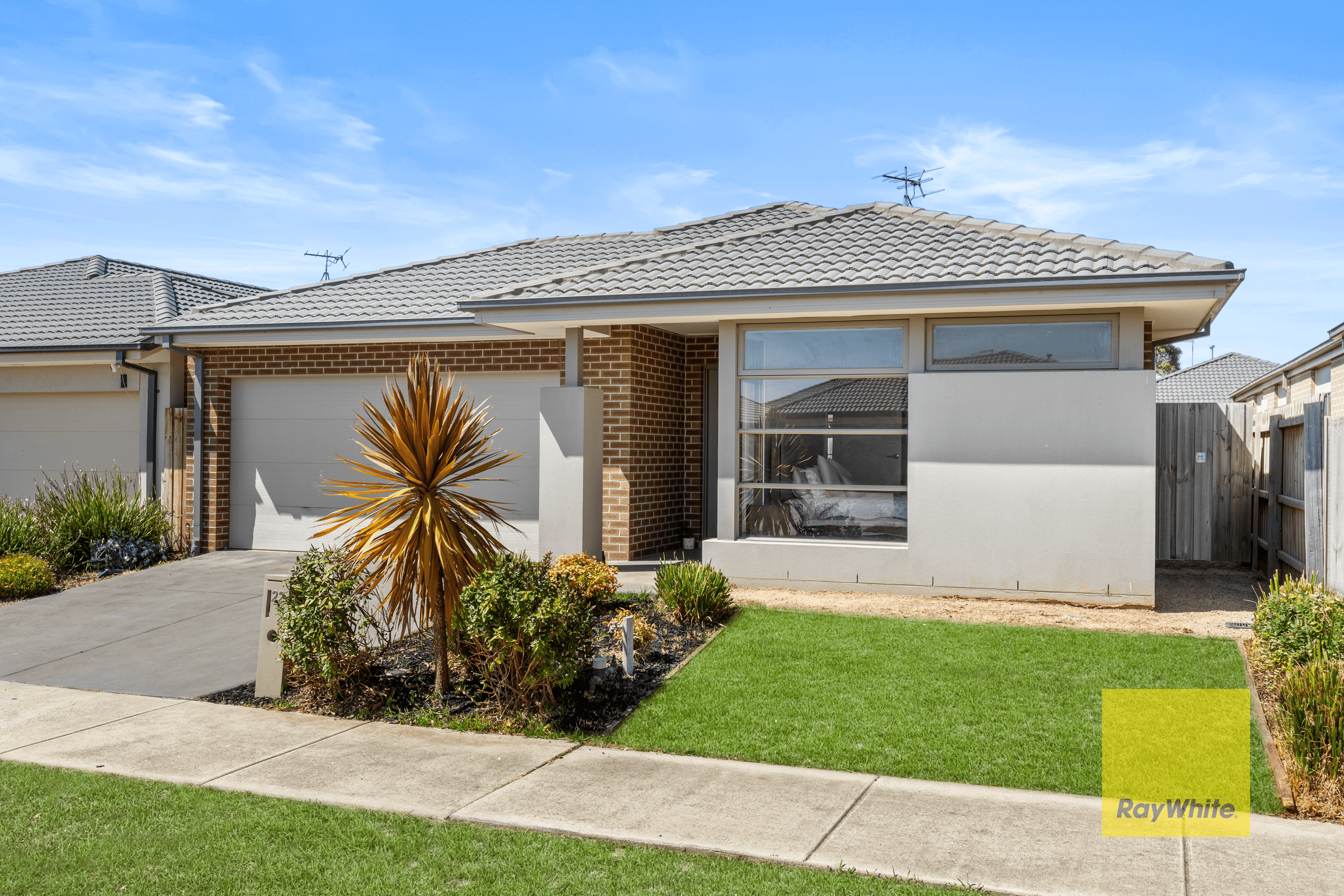 22 Shearwater Drive, ARMSTRONG CREEK, VIC 3217