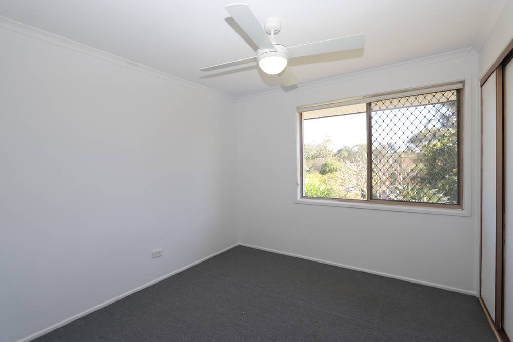 4 Garvie Place, HIGHLAND PARK, QLD 4211