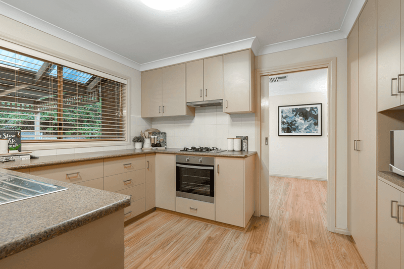 10 Baw Baw Street, THURGOONA, NSW 2640