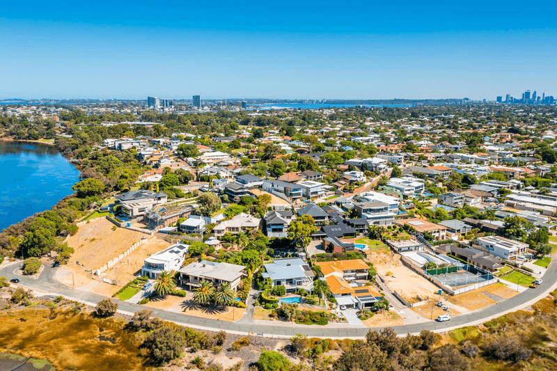 7  Salter Point Parade, SALTER POINT, WA 6152