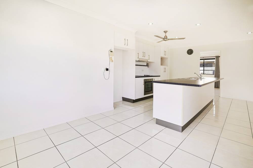 37 Stella Street, KELSO, QLD 4815
