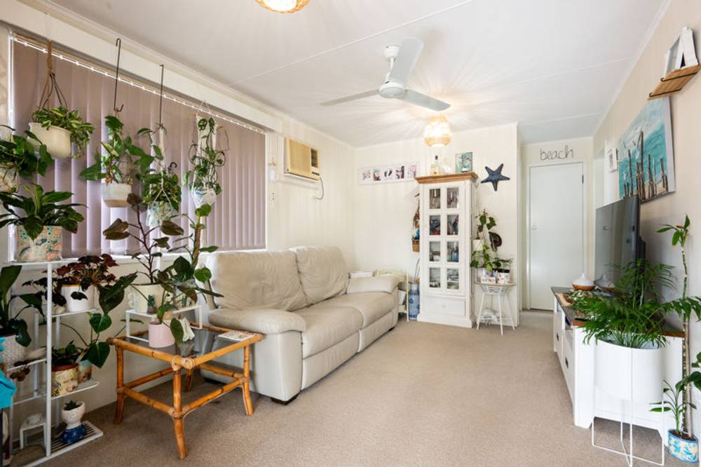 1 Lake Drive, Lorikeet Park, ARRAWARRA, NSW 2456