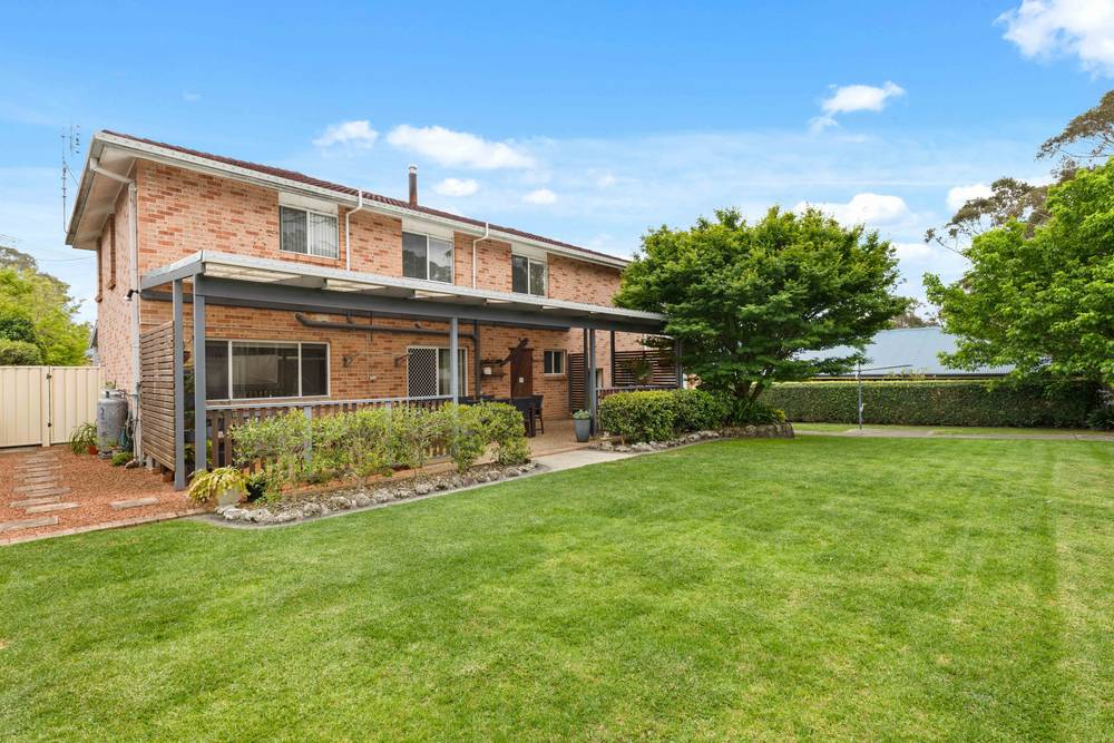 14 Riverside Esplanade South, Basin View, NSW 2540