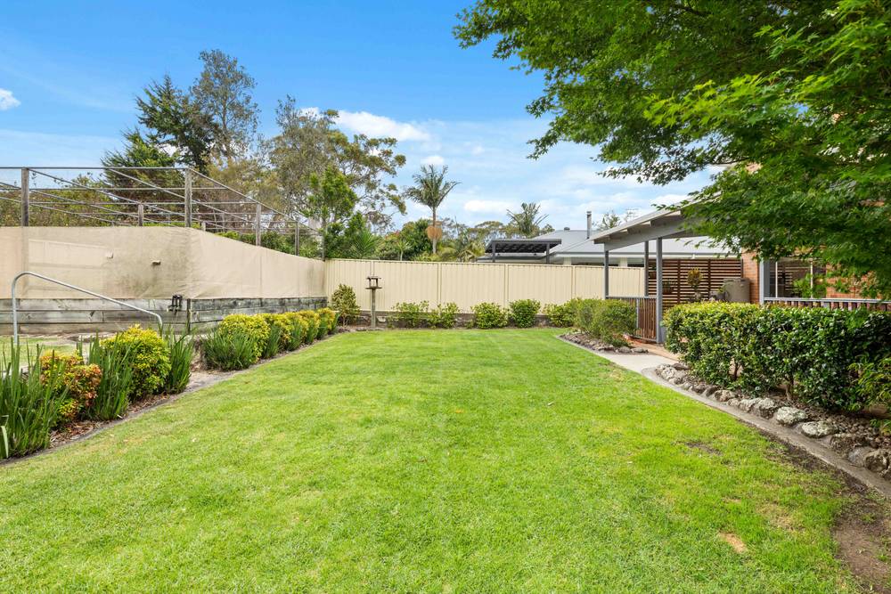 14 Riverside Esplanade South, Basin View, NSW 2540