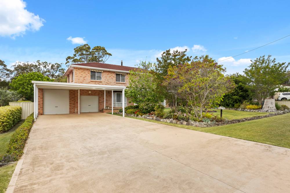 14 Riverside Esplanade South, Basin View, NSW 2540