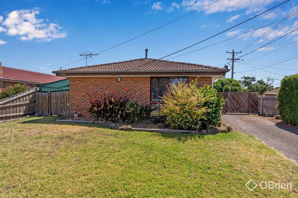 22 Neerim Street, Melton South, VIC 3338