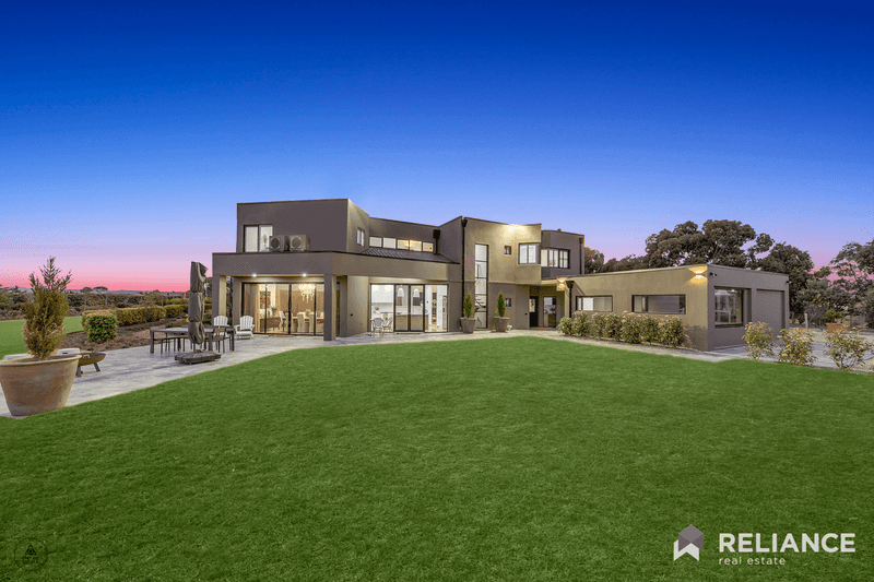 1 Connell Close, Hopetoun Park, VIC 3340