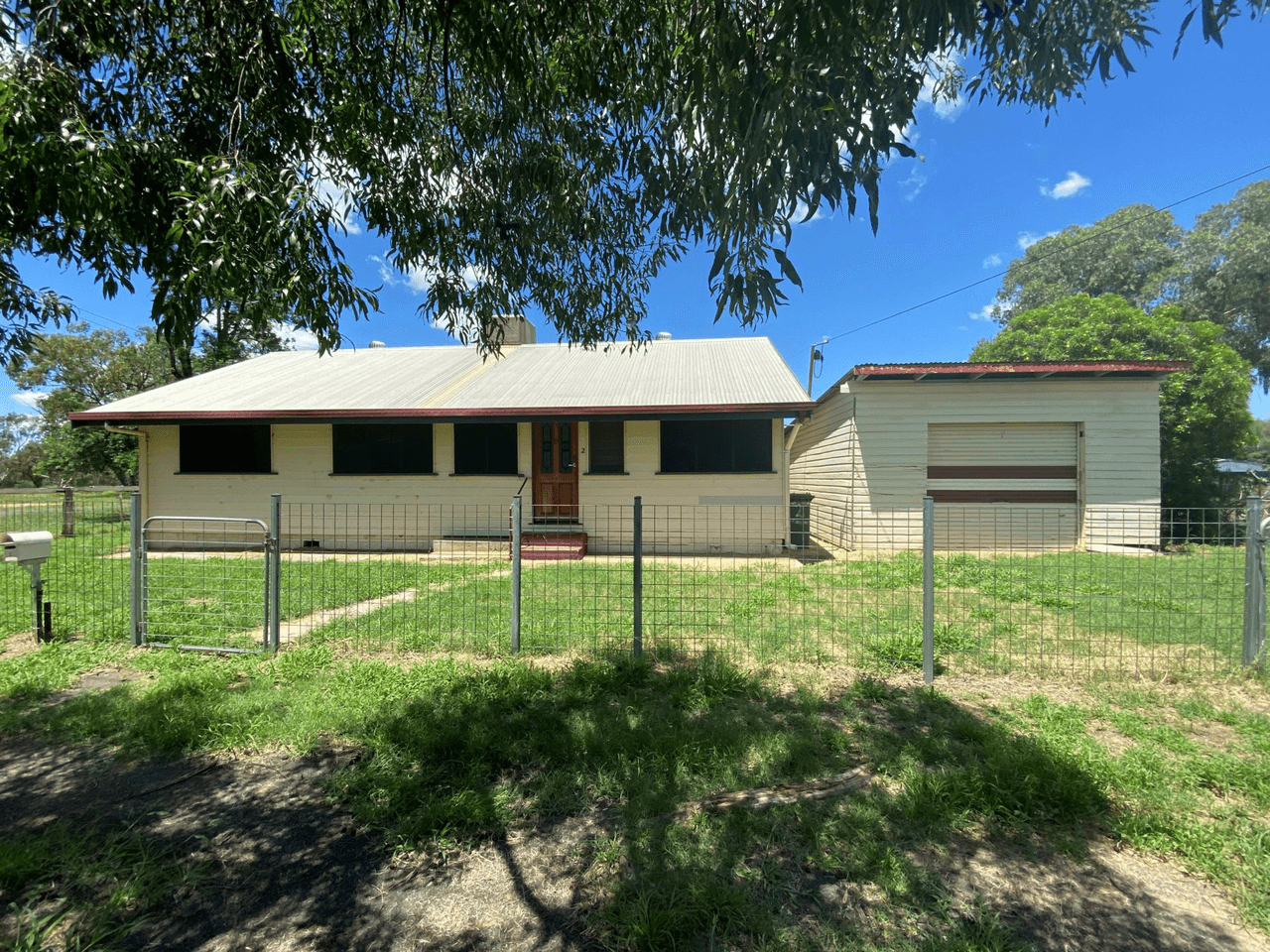 2 Short Street, MITCHELL, QLD 4465