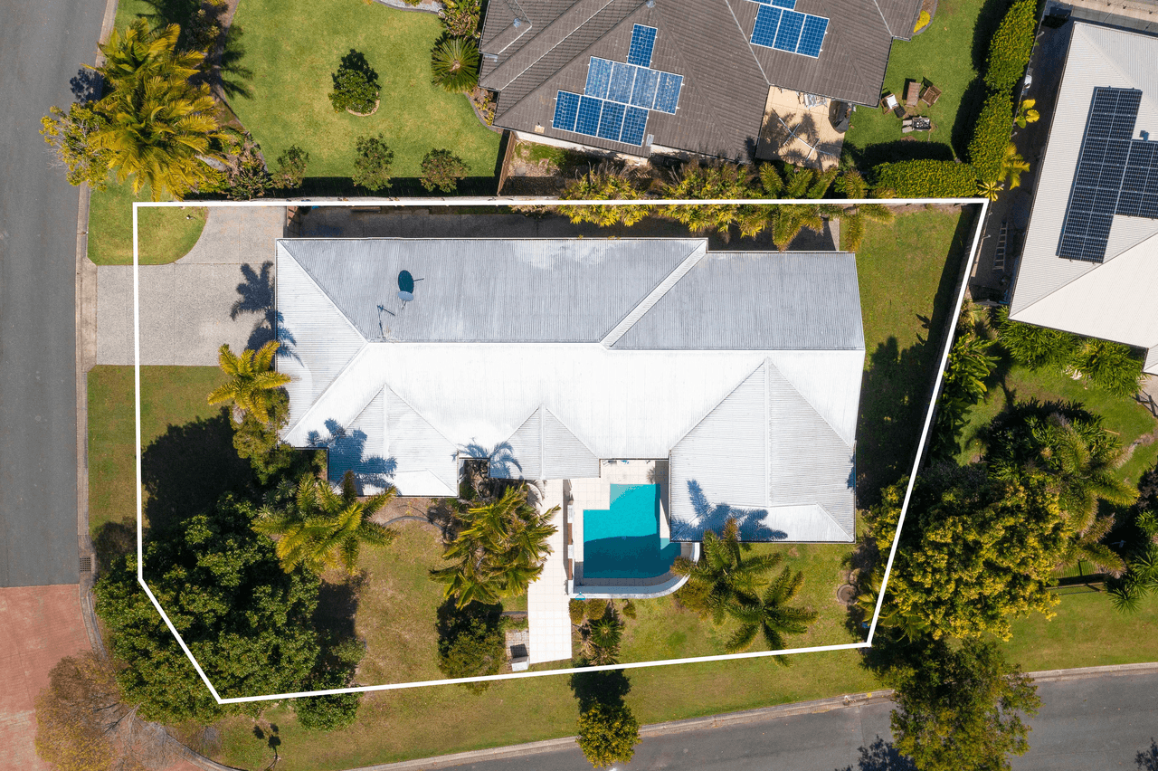 18 Crestview Drive, Peregian Springs, QLD 4573