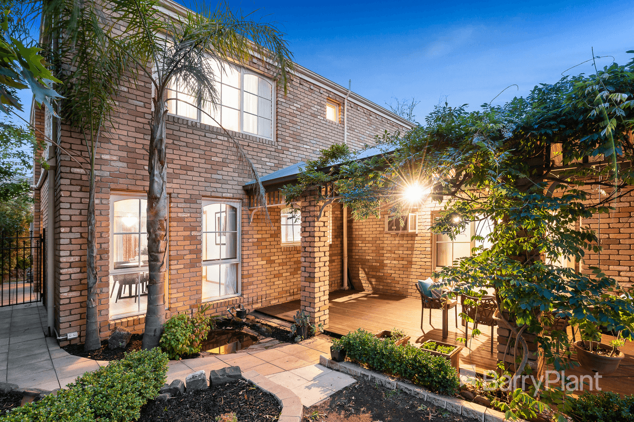 11 Strand Court, Templestowe, VIC 3106