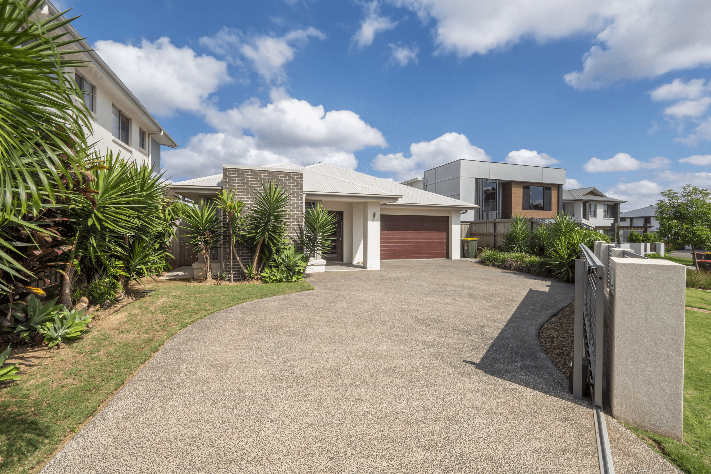 80 Resurge St, ROCHEDALE, QLD 4123