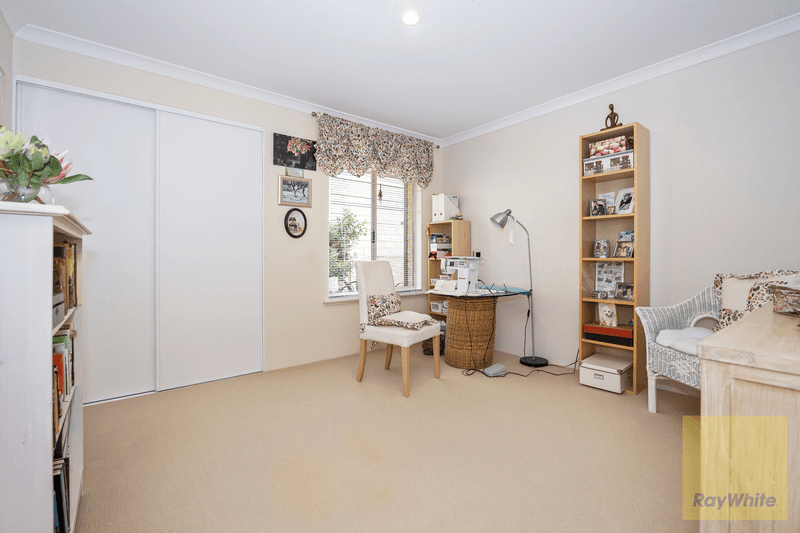 2 Elliston Parade, MINDARIE, WA 6030